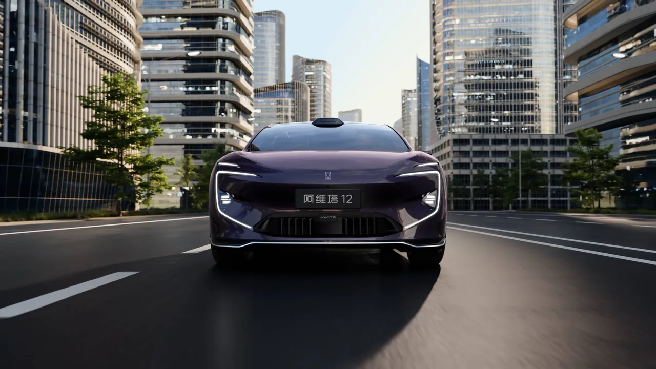 Avatr 12 REEV Max — الواجهة الأمامية