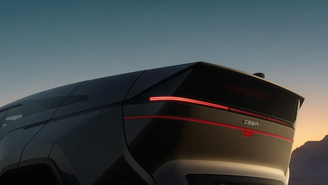 CEER EXOBOT SUV — الواجهة الخلفية
