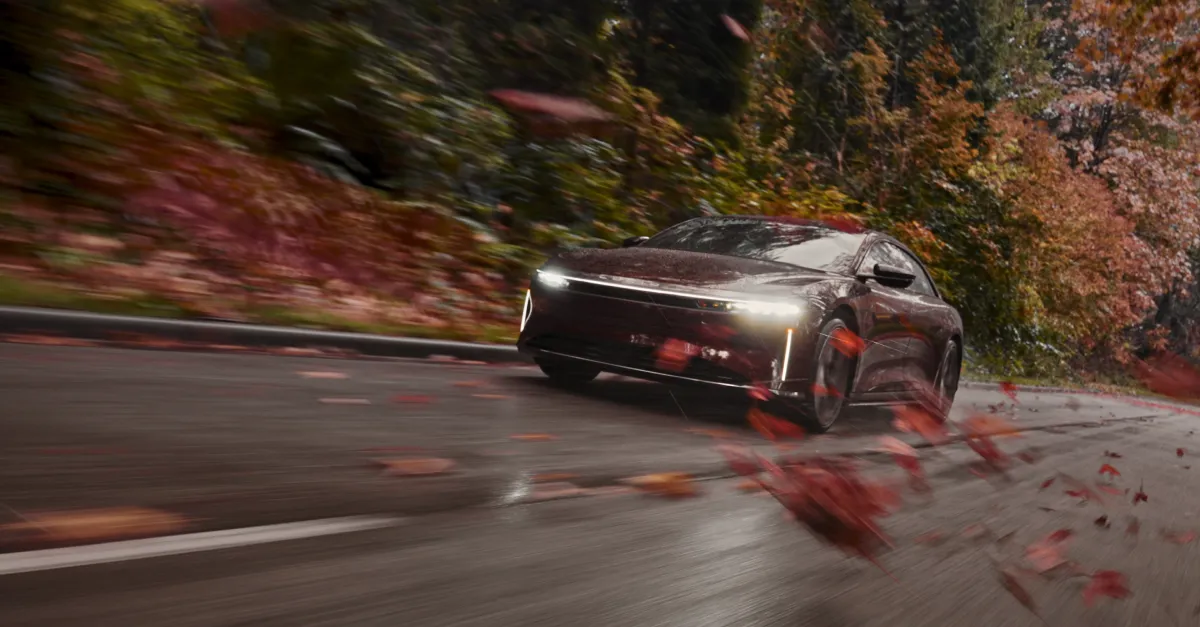 Lucid Air Grand Touring — تفاصيل السيارة