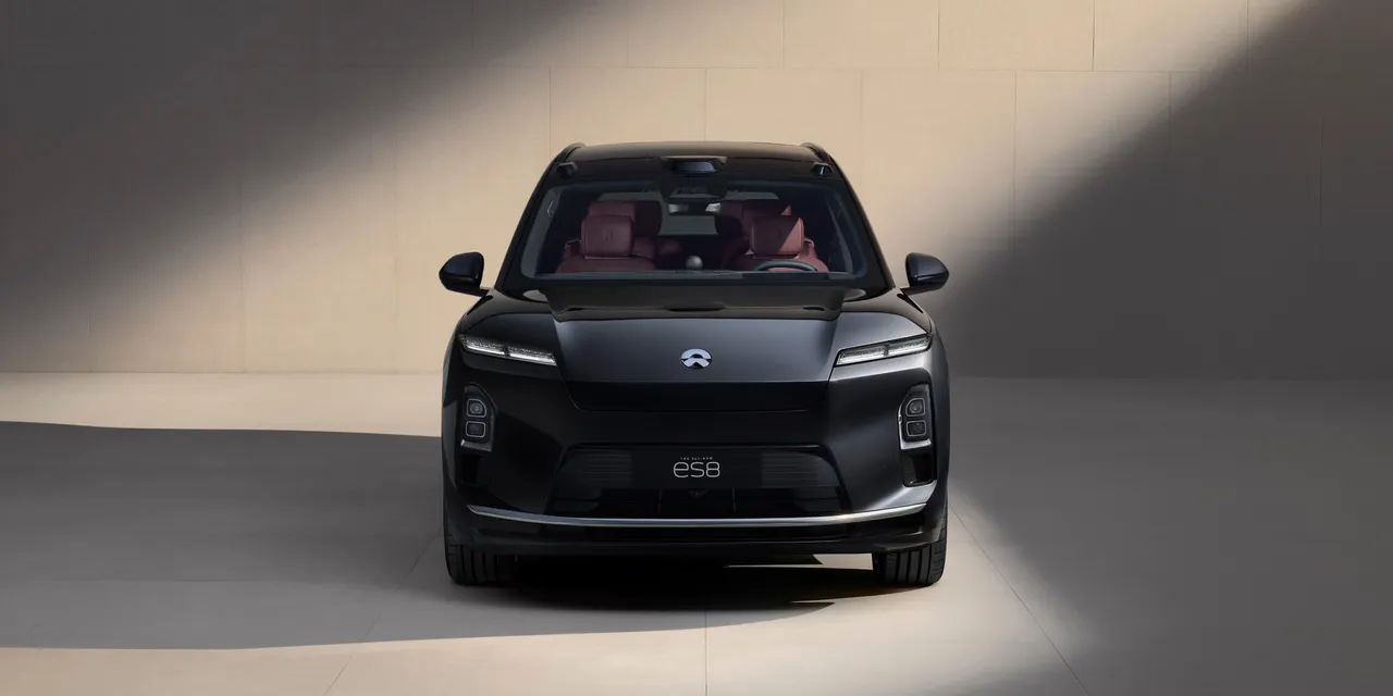 NIO All-New ES8 — الواجهة الأمامية