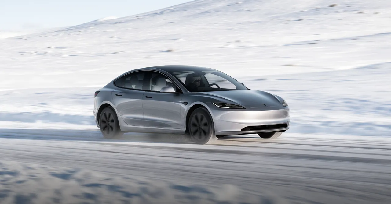 Tesla Model 3 Performance — تفاصيل السيارة
