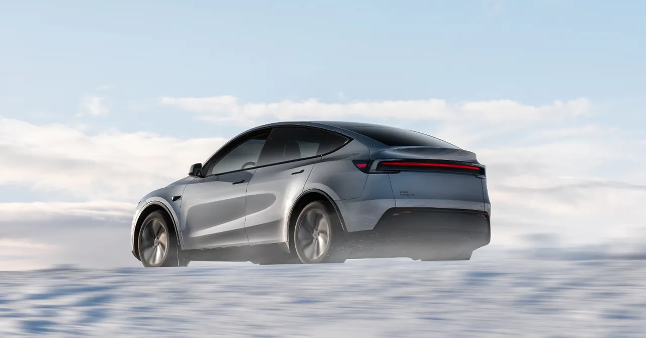 Tesla Model Y — تفاصيل السيارة